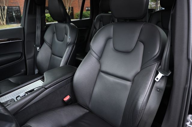 2019 Volvo XC90 T5 Momentum