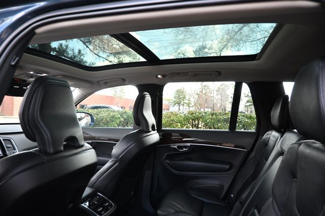 2019 Volvo XC90 T6 Momentum