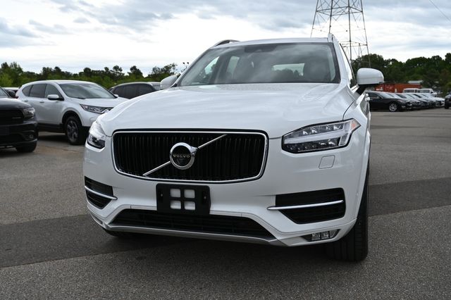 2019 Volvo XC90 T6 Momentum
