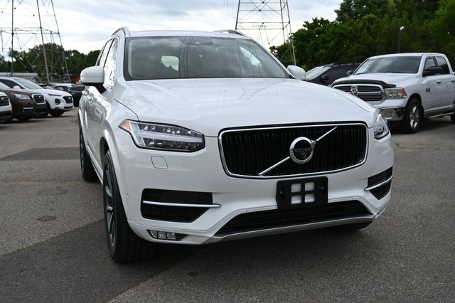 2019 Volvo XC90 T6 Momentum