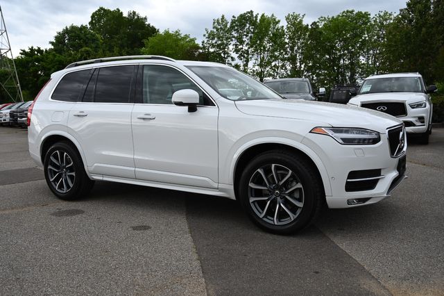 2019 Volvo XC90 T6 Momentum