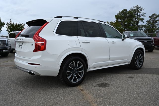 2019 Volvo XC90 T6 Momentum
