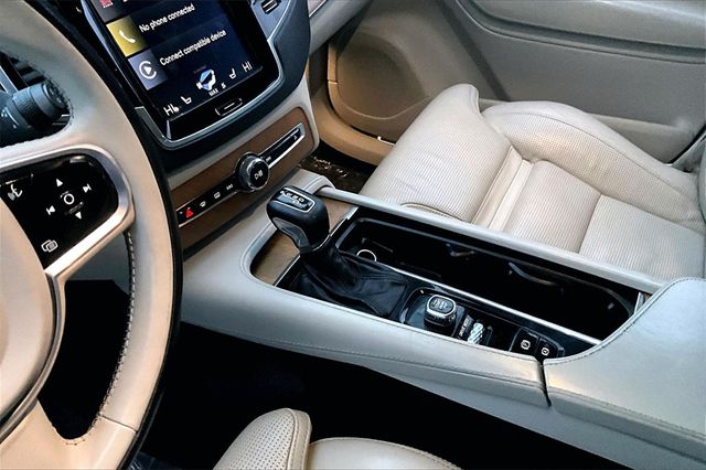 2019 Volvo XC90 T6 Inscription