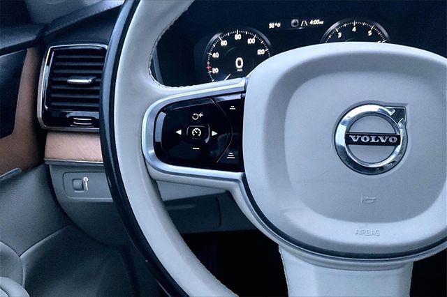 2019 Volvo XC90 T6 Inscription