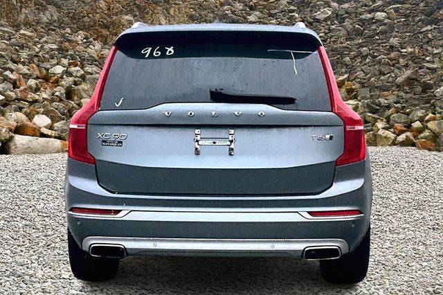 2019 Volvo XC90 T6 Inscription