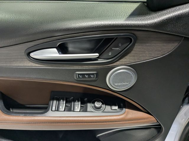 2020 Alfa Romeo Stelvio Ti | Lake Forest IL | Executive Motor Carz 2020 Alfa Romeo Stelvio Ti | Lake Forest IL | Executive Motor Carz