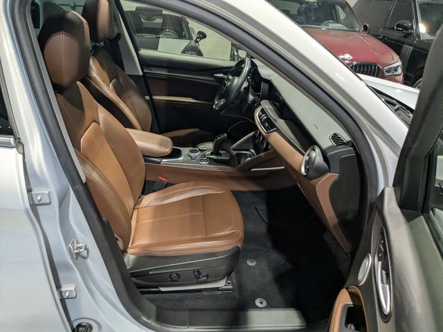 2020 Alfa Romeo Stelvio Ti | Lake Forest IL | Executive Motor Carz 2020 Alfa Romeo Stelvio Ti | Lake Forest IL | Executive Motor Carz