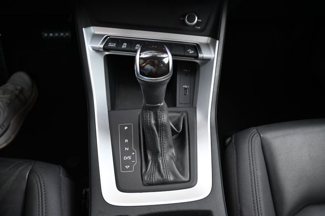 2020 Audi Q3 quattro Premium 45 TFSI