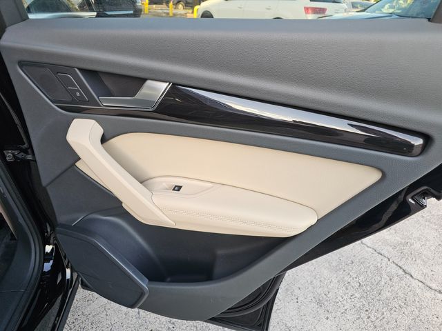 2020 Audi Q5 quattro Premium Plus 45 TFSI | Brownsville TX | English Motors 2020 Audi Q5 quattro Premium Plus 45 TFSI | Brownsville TX | English Motors