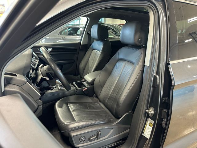2020 Audi Q5 e 55 Premium quattro Premium Plus Package | Irving, Texas | Hopper Motorplex 2020 Audi Q5 e 55 Premium quattro Premium Plus Package | Irving, Texas | Hopper Motorplex