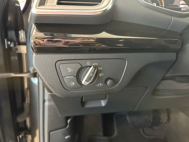 2020 Audi Q5 e 55 Premium quattro Premium Plus Package | Irving, Texas | Hopper Motorplex 2020 Audi Q5 e 55 Premium quattro Premium Plus Package | Irving, Texas | Hopper Motorplex