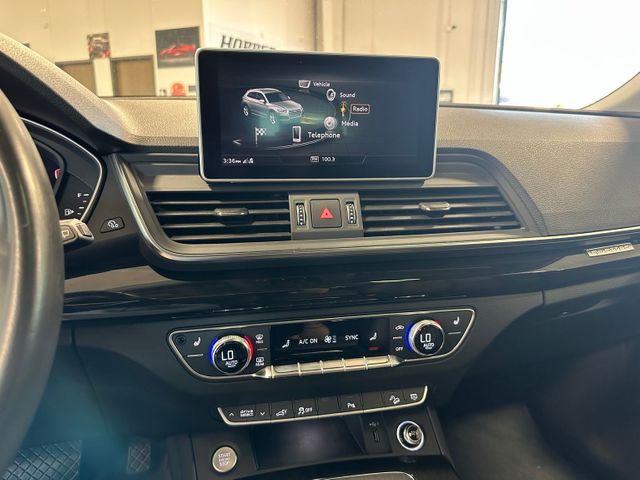 2020 Audi Q5 e 55 Premium quattro Premium Plus Package | Irving, Texas | Hopper Motorplex 2020 Audi Q5 e 55 Premium quattro Premium Plus Package | Irving, Texas | Hopper Motorplex