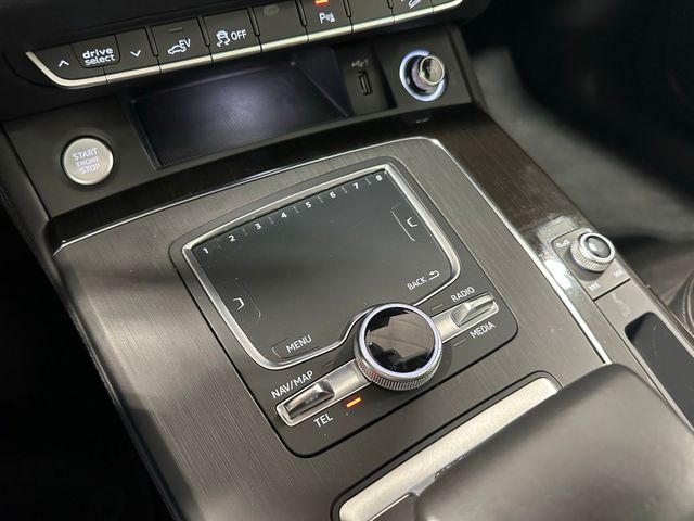 2020 Audi Q5 e 55 Premium quattro Premium Plus Package | Irving, Texas | Hopper Motorplex 2020 Audi Q5 e 55 Premium quattro Premium Plus Package | Irving, Texas | Hopper Motorplex