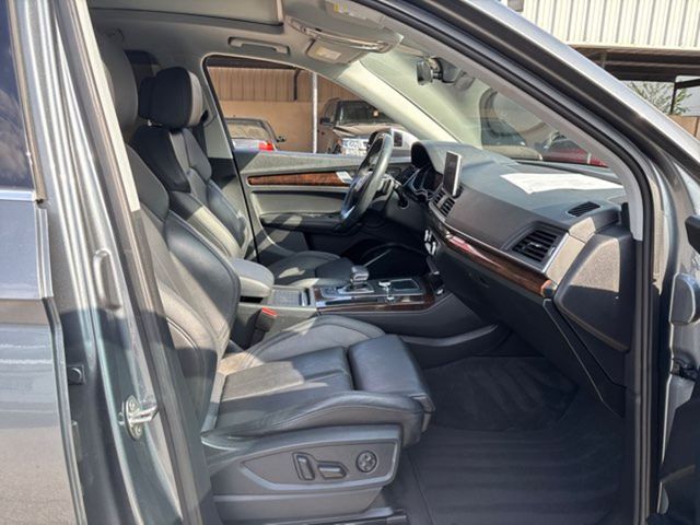 2020 Audi Q5 quattro Premium Plus 45 TFSI | San Antonio, TX | Clear Choice Automotive South 2020 Audi Q5 quattro Premium Plus 45 TFSI | San Antonio, TX | Clear Choice Automotive South