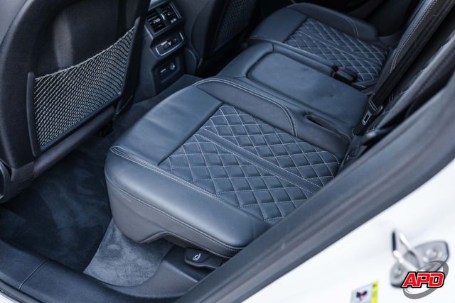 2020 Audi SQ5 3.0T quattro Premium Plus 2020 Audi SQ5 3.0T quattro Premium Plus