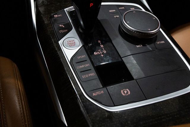 2020 BMW 330i Sportline Vernasca leather Convenience Package