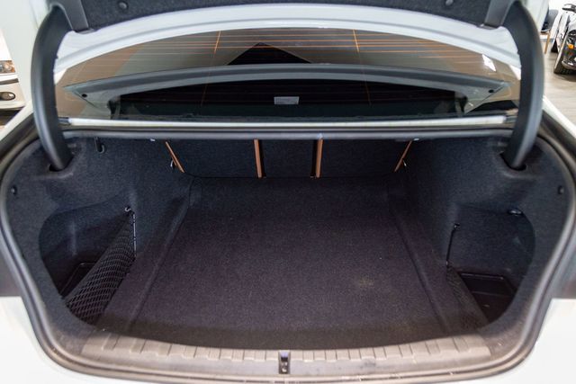 2020 BMW 330i Sportline Vernasca leather Convenience Package