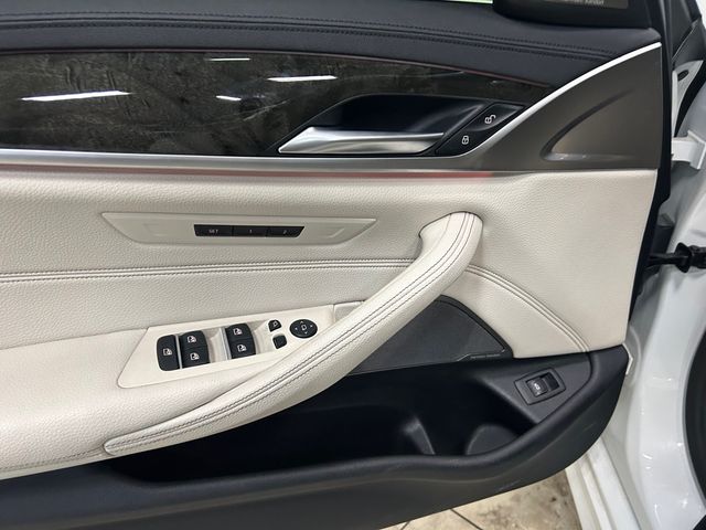 2020 BMW 5 Series 530i