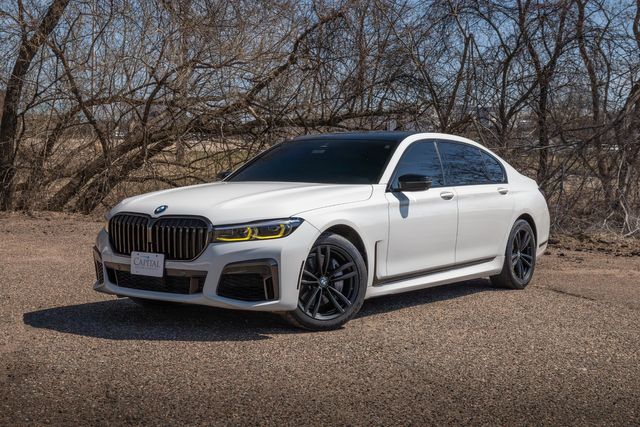 2020 BMW 7 Series 740i xDrive w/ M Sport Package, AWD, 28 MPG