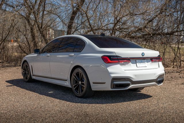 2020 BMW 7 Series 740i xDrive w/ M Sport Package, AWD, 28 MPG