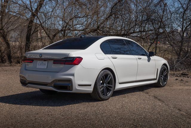 2020 BMW 7 Series 740i xDrive w/ M Sport Package, AWD, 28 MPG 2020 BMW 7 Series 740i xDrive w/ M Sport Package, AWD, 28 MPG