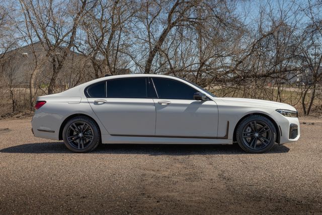 2020 BMW 7 Series 740i xDrive w/ M Sport Package, AWD, 28 MPG