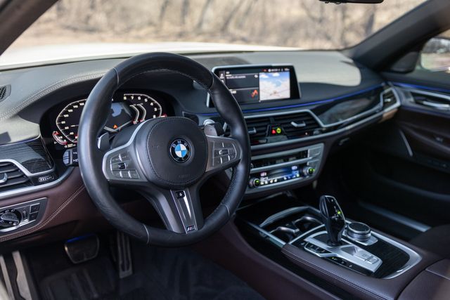 2020 BMW 7 Series 740i xDrive w/ M Sport Package, AWD, 28 MPG