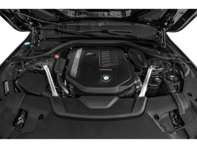 2020 BMW 740i M-Sport Premium Package/Front Ventilated Seats