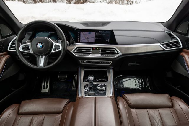 2020 BMW X5 M50i xDrive w/ Heated &amp; Cooled Seats, Remote Start, 523HP