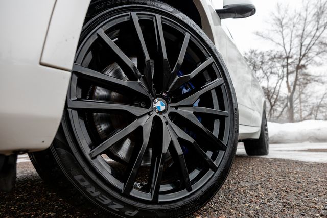 2020 BMW X5 M50i xDrive w/ Heated &amp; Cooled Seats, Remote Start, 523HP