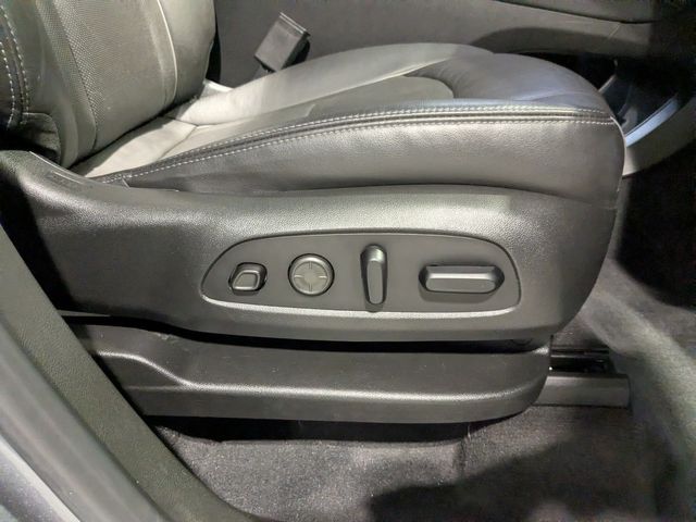 2020 Buick Enclave Avenir | Lake Forest IL | Executive Motor Carz