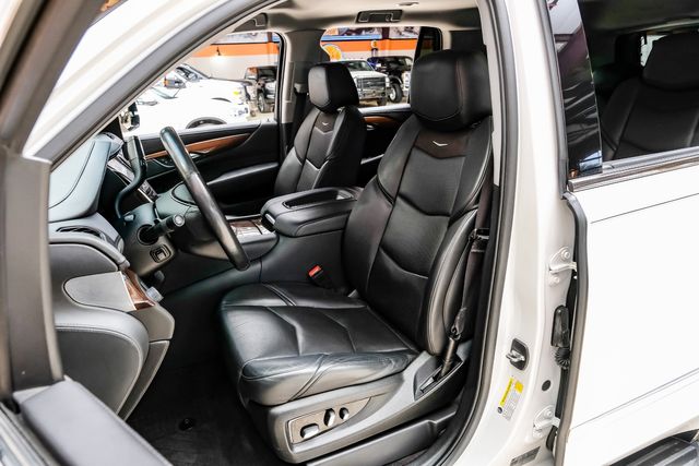 2020 Cadillac Escalade Standard