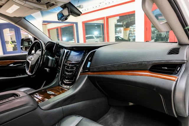 2020 Cadillac Escalade Standard | Addison, TX | Mr Car Guys 2020 Cadillac Escalade Standard | Addison, TX | Mr Car Guys