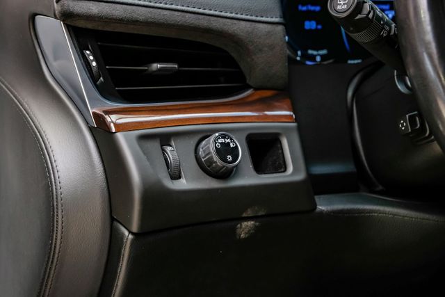 2020 Cadillac Escalade Standard | Addison, TX | Mr Car Guys