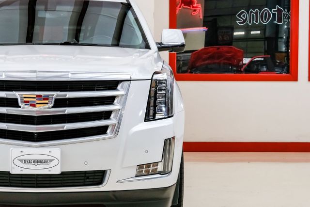 2020 Cadillac Escalade Standard | Addison, TX | Mr Car Guys