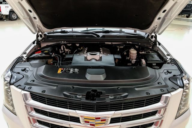 2020 Cadillac Escalade Standard | Addison, TX | Mr Car Guys 2020 Cadillac Escalade Standard | Addison, TX | Mr Car Guys