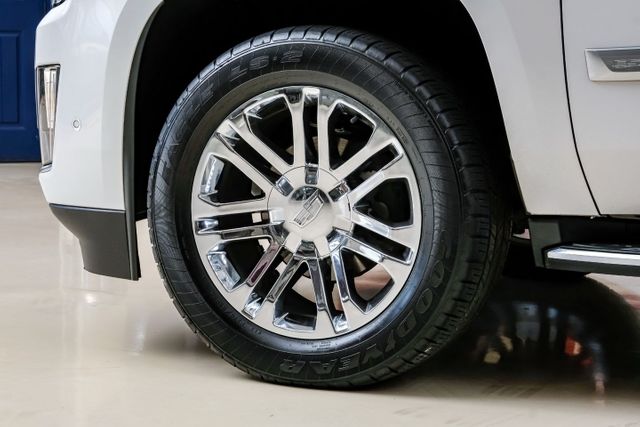 2020 Cadillac Escalade Standard | Addison, TX | Mr Car Guys