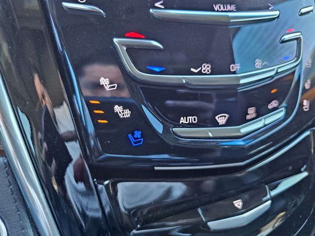 2020 Cadillac Escalade Luxury | Brownsville TX | English Motors 2020 Cadillac Escalade Luxury | Brownsville TX | English Motors