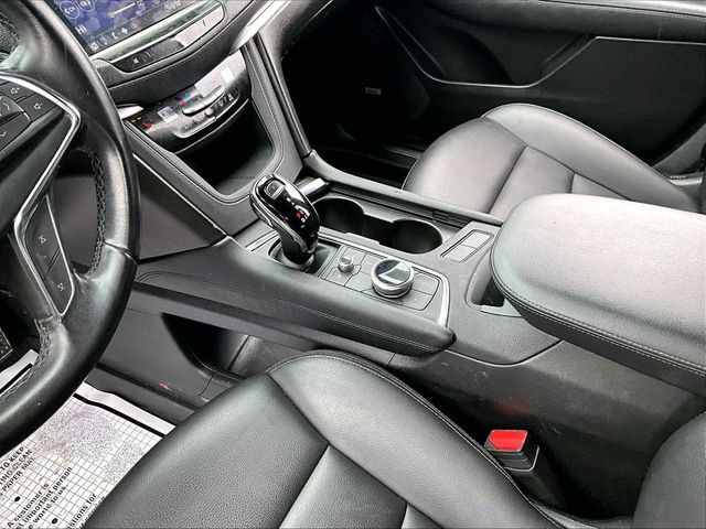 2020 Cadillac XT5 Luxury