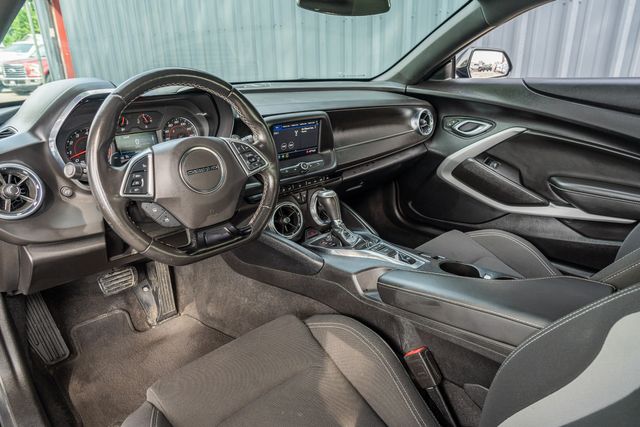 2020 Chevrolet Camaro LT1 / 6.2L V8 | Austin, TX | Rocky Mountain Truck Stop Austin 2020 Chevrolet Camaro LT1 / 6.2L V8 | Austin, TX | Rocky Mountain Truck Stop Austin