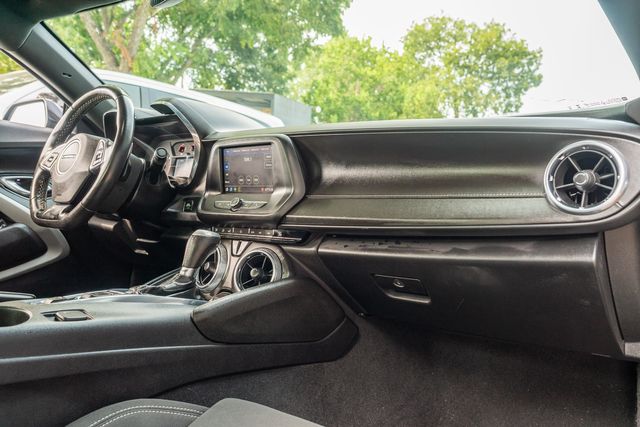 2020 Chevrolet Camaro LT1 / 6.2L V8 | Austin, TX | Rocky Mountain Truck Stop Austin 2020 Chevrolet Camaro LT1 / 6.2L V8 | Austin, TX | Rocky Mountain Truck Stop Austin