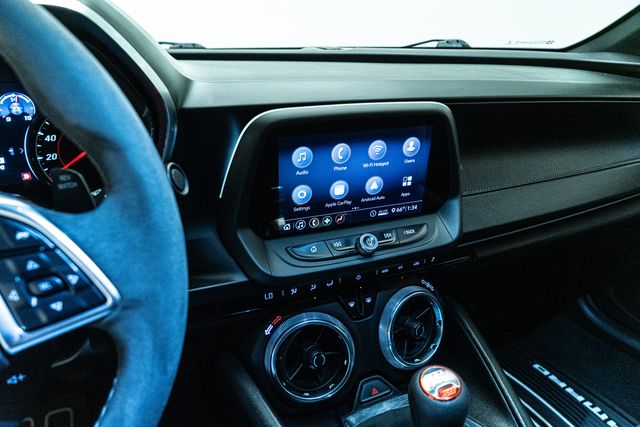 2020 Chevrolet Camaro SS 1LE Track Performance Package | Carrollton, TX | Texas Hot Rides