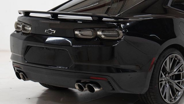 2020 Chevrolet Camaro SS | Houston, TX | Houston Auto Credit 2020 Chevrolet Camaro SS | Houston, TX | Houston Auto Credit