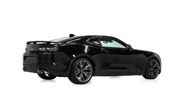 2020 Chevrolet Camaro SS | Houston, TX | Houston Auto Credit 2020 Chevrolet Camaro SS | Houston, TX | Houston Auto Credit