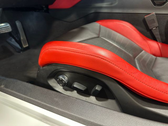 2020 Chevrolet Corvette Stingray 2LT Z51 Performance Package Front Lift... | Irving, Texas | Hopper Motorplex 2020 Chevrolet Corvette Stingray 2LT Z51 Performance Package Front Lift... | Irving, Texas | Hopper Motorplex