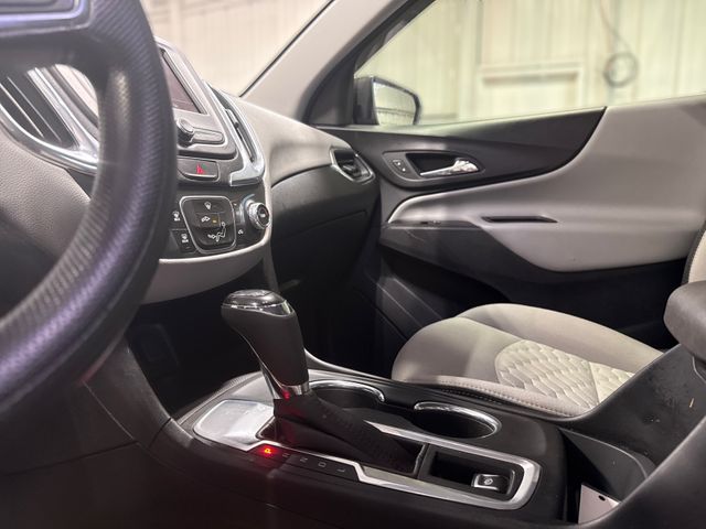 2020 Chevrolet EQUINOX LS | Houston, TX | Texas Star Motors 2020 Chevrolet EQUINOX LS | Houston, TX | Texas Star Motors