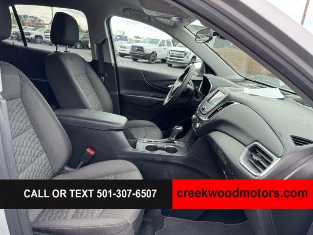 2020 Chevrolet Equinox LT FWD 31 mpg Automatic Financing SUV Silver CLEAN 2020 Chevrolet Equinox LT FWD 31 mpg Automatic Financing SUV Silver CLEAN