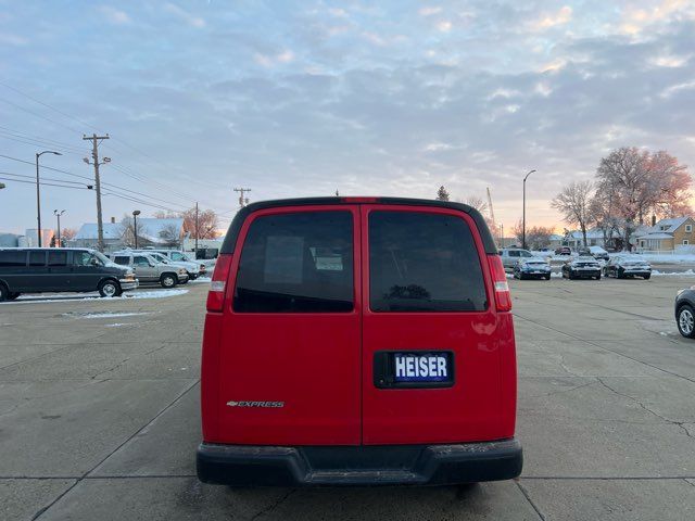 2020 Chevrolet Express LS 3500 15 Passenger | Dickinson, ND | Heiser Motors 2020 Chevrolet Express LS 3500 15 Passenger | Dickinson, ND | Heiser Motors
