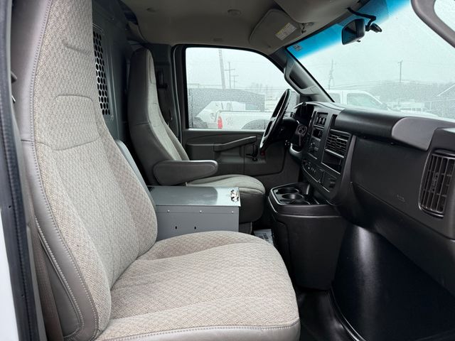 2020 Chevrolet EXPRESS G2500 Cargo Service Utility | Canton, Ohio | Ohio Auto Warehouse LLC 2020 Chevrolet EXPRESS G2500 Cargo Service Utility | Canton, Ohio | Ohio Auto Warehouse LLC
