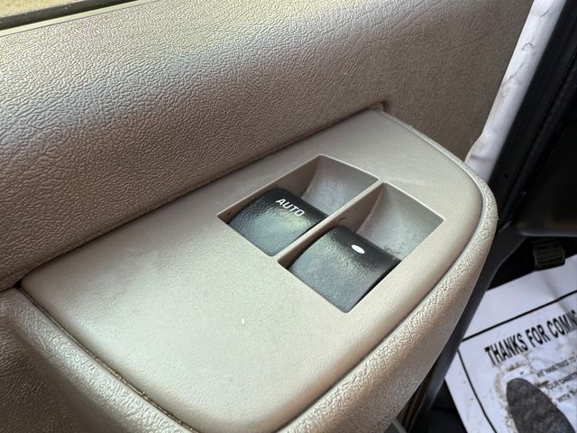 2020 Chevrolet EXPRESS G2500 Cargo Service Utility | Canton, Ohio | Ohio Auto Warehouse LLC 2020 Chevrolet EXPRESS G2500 Cargo Service Utility | Canton, Ohio | Ohio Auto Warehouse LLC